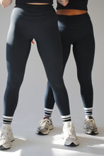 Load image into Gallery viewer, TDRX. Logo Leggings in Gray
