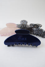 Load image into Gallery viewer, TDRX Hair Clip
