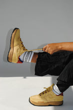 Load image into Gallery viewer, TDRX Stripe Midi Socks
