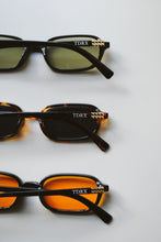Load image into Gallery viewer, TDRX Hailey Sunglasses
