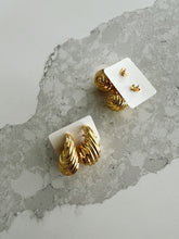 Load image into Gallery viewer, Shell Drop Water Proof Gold Earrings
